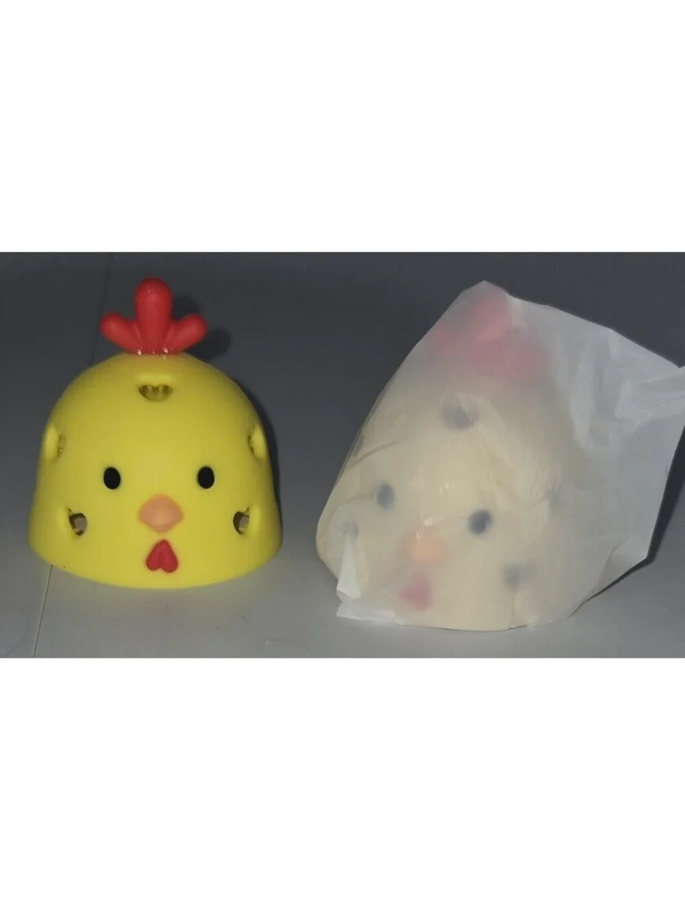 2-Pack Chicken-Shaped Silicone Egg Scrubbers